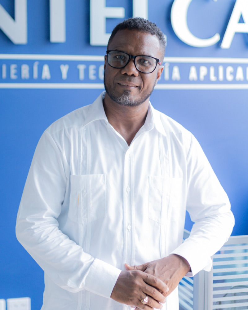 Julio Espinal, gerente de proyectos electromecánicos en INTELCA